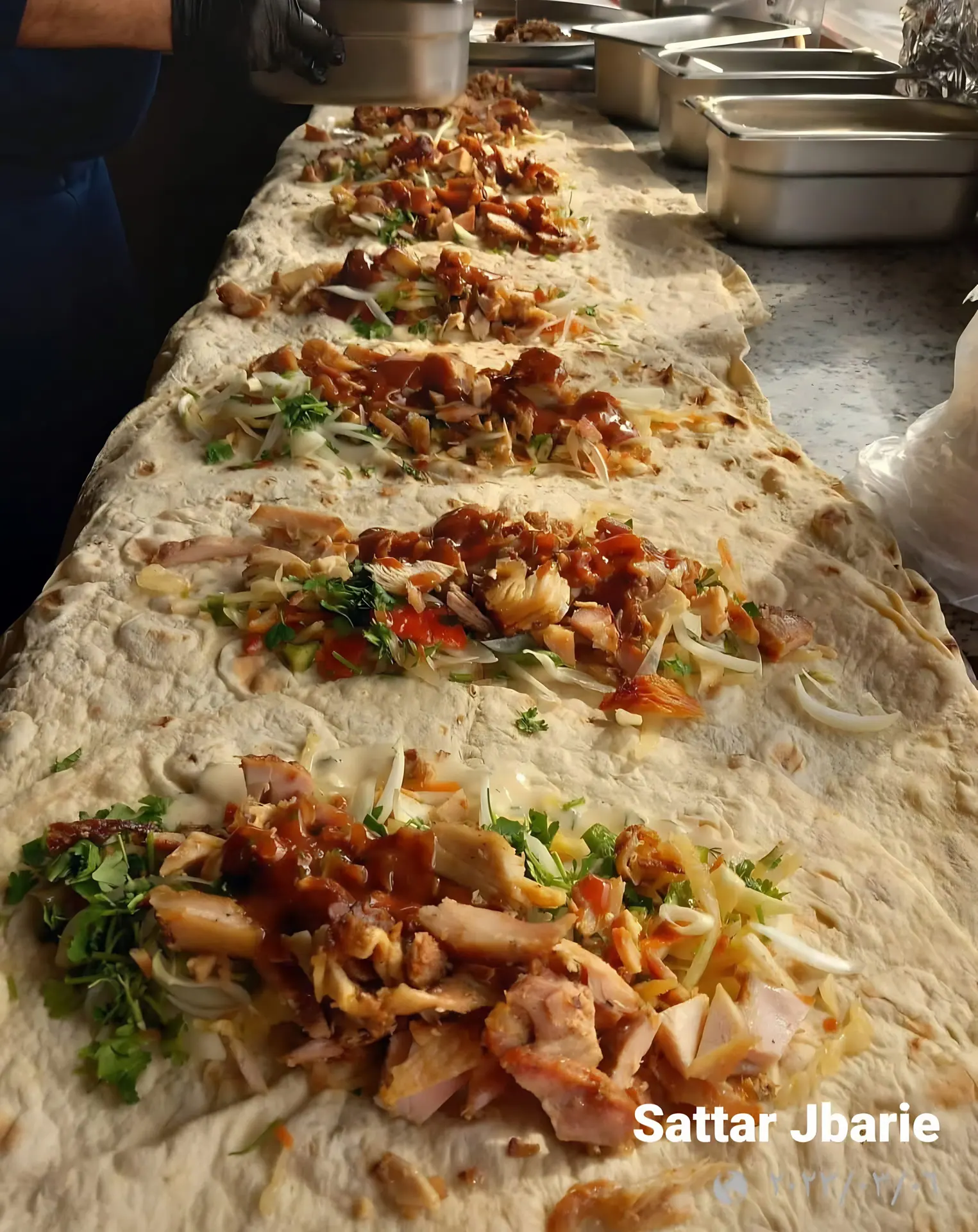Grilled dishes served on flatbread